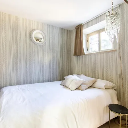 Your Trastevere Terrace Apartment Rome