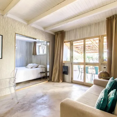 Your Trastevere Terrace Apartment