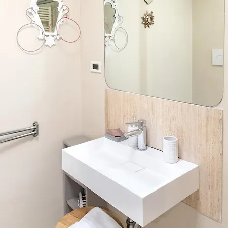 דירה Your Trastevere Terrace *