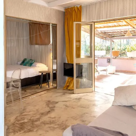 Your Trastevere Terrace * רומא