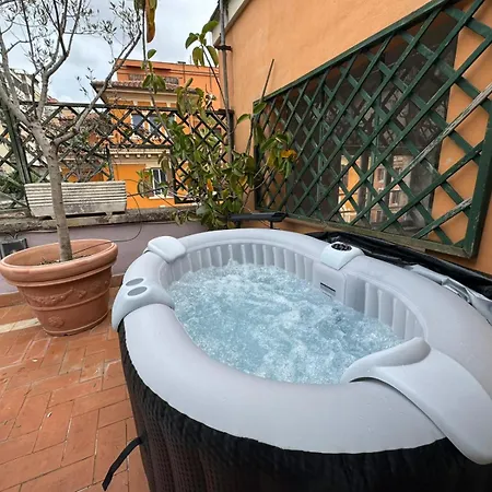 Your Trastevere Terrace דירה *